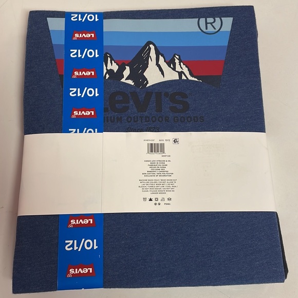 NWT Boys Youth 2 Pack Levi's Graphic Tshirts Size 10/12 - Picture 5 of 6